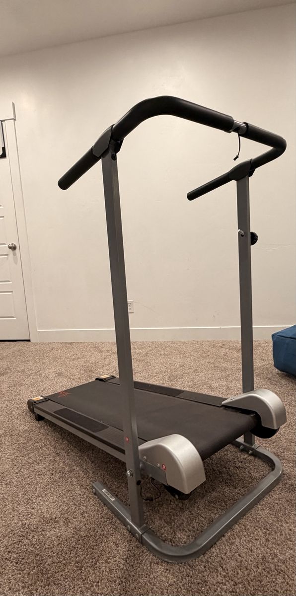Sunny Health & Fitness Manual Treadmill