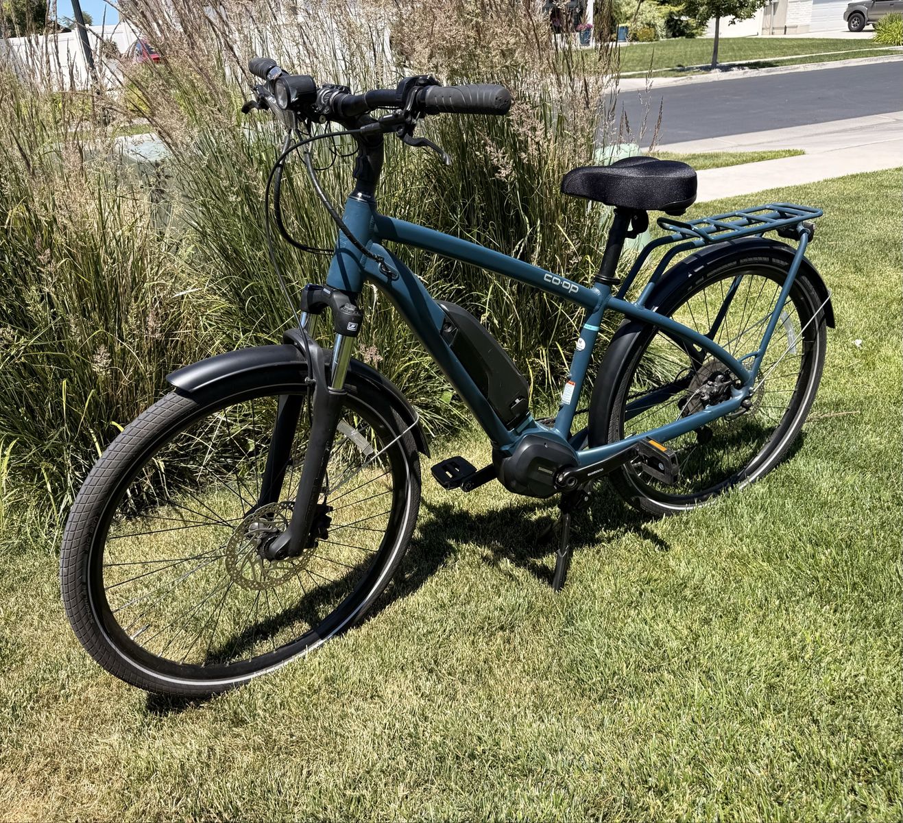 Green size M electric bike great condition