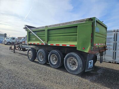 1997 Clement End Dump Trailer