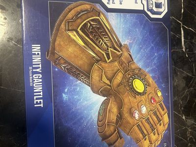 Infinity Gauntlet 4D lego Set Unopened