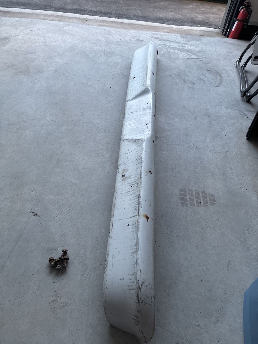 Main image 3