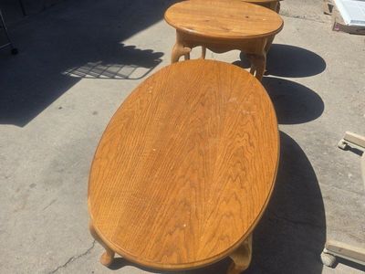 Lane Furniture Oak end tables Coffee table living room set