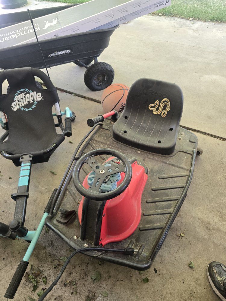 Razor Crazy Cart XL 24V Electric Drifting Go Kart for Adults & Kids