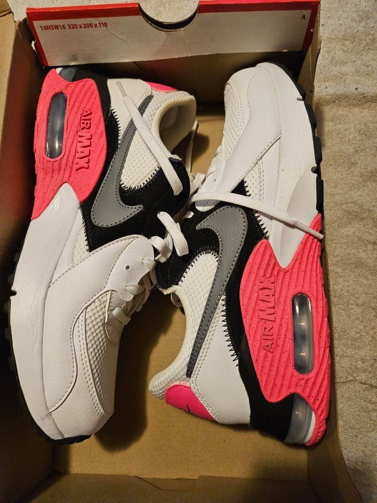 Nike Air Max Excee White/Cool Grey-Black Women's US 8.5 Athletic Sneakers CD5432-100