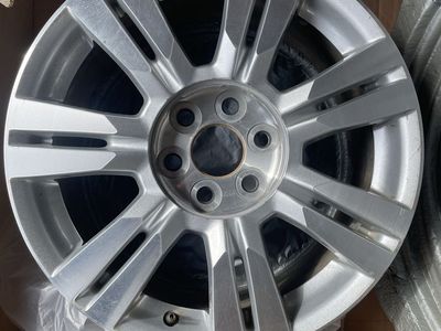 Cadillac SRX Alloy Wheels
