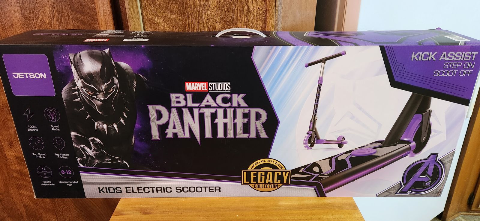 Brand new Jetson Marvel Black Panther Kids electric scooter brand new in box