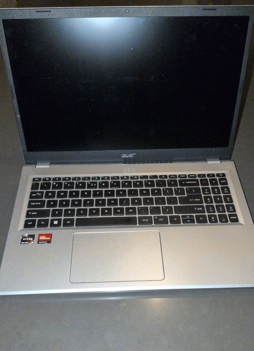 Acer Aspire 3 15" 8GB RAM Quad-Core Laptop