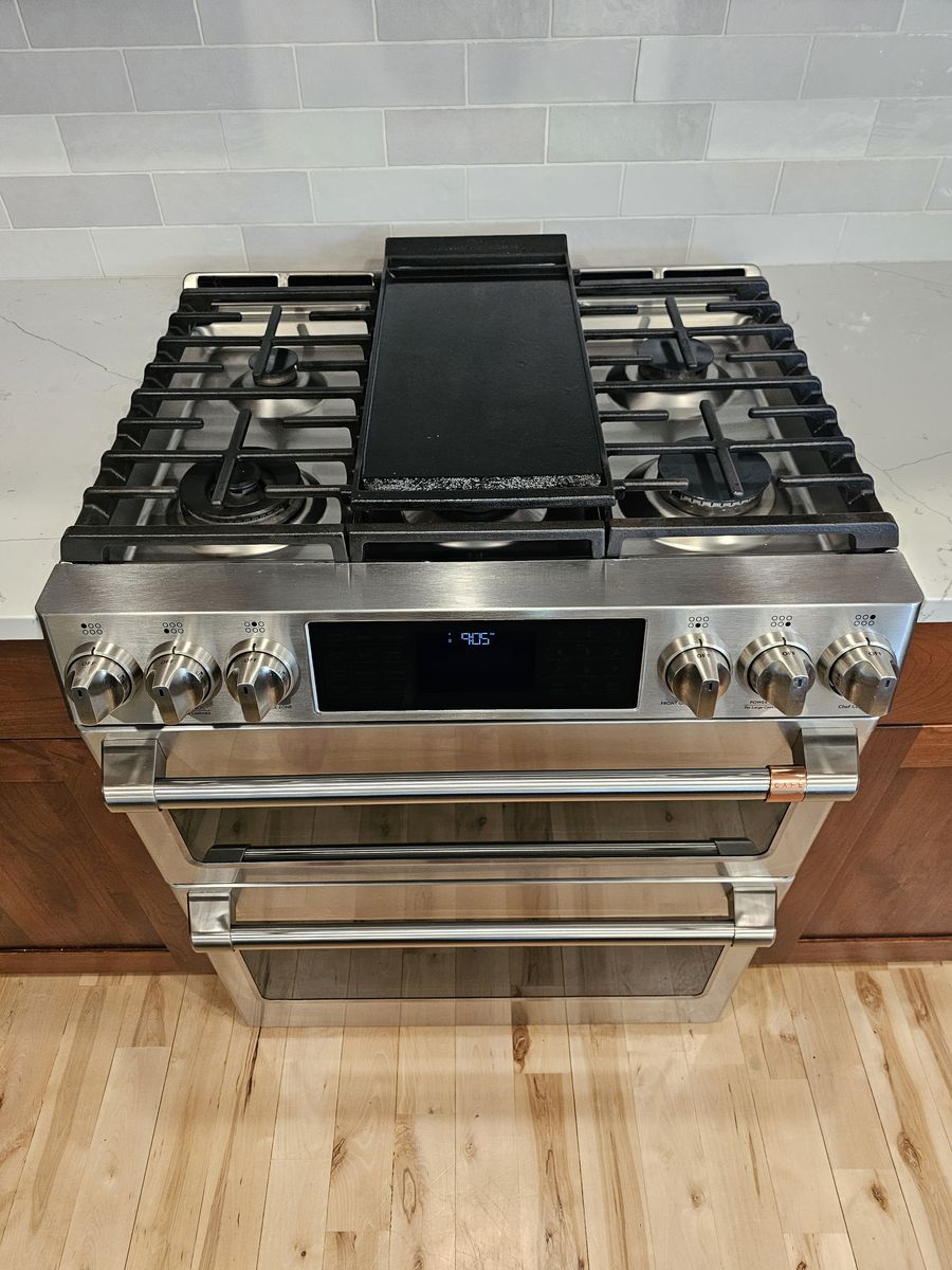 Main image 6