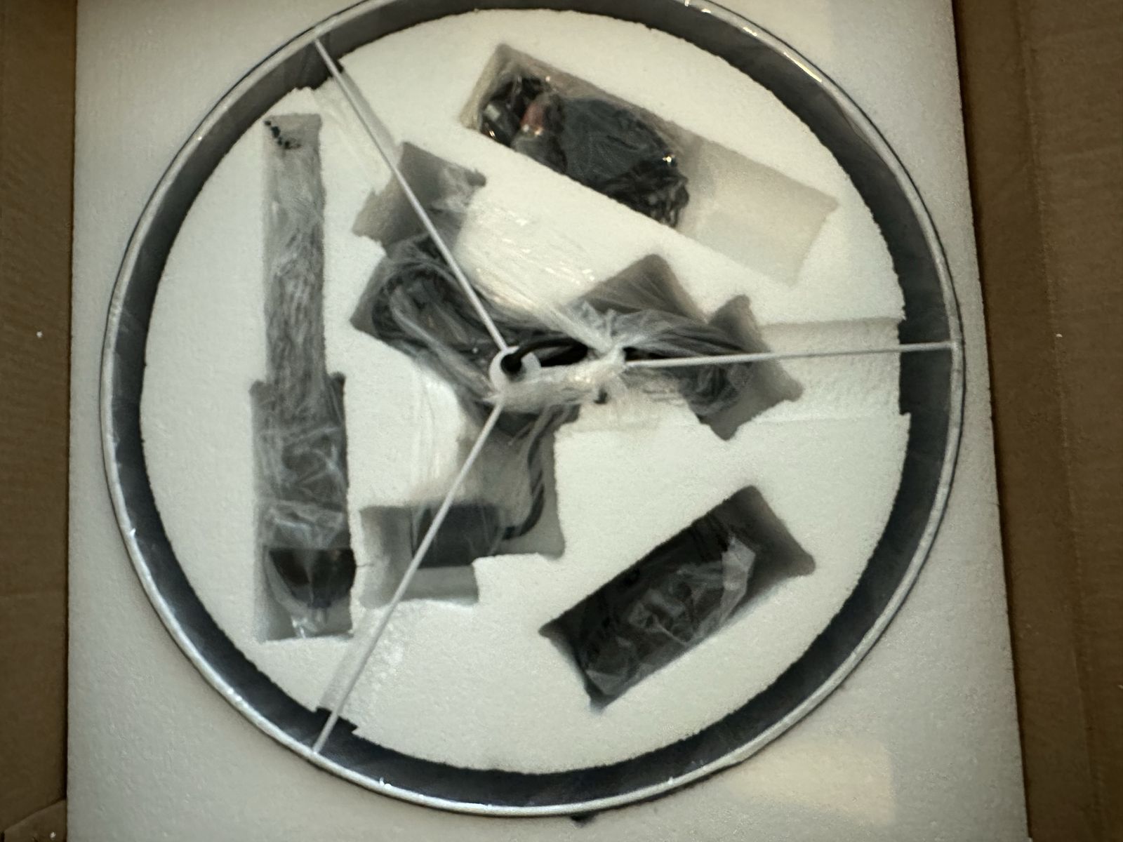 Main image 5