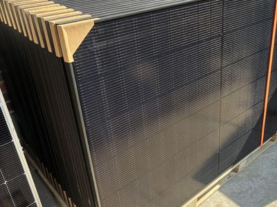 HT 435 Watt Solar Panels