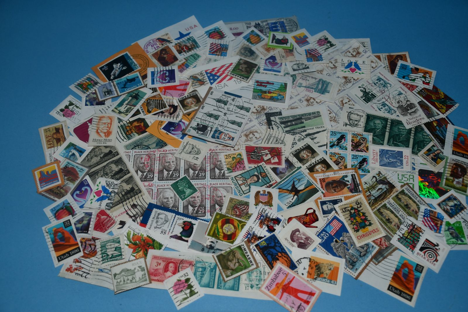 STAMPS ~ 100+ ~ CANCELLED ~ UNSORTED ~ STAMP COLLECTING ~ CRAFTING ~ SET E