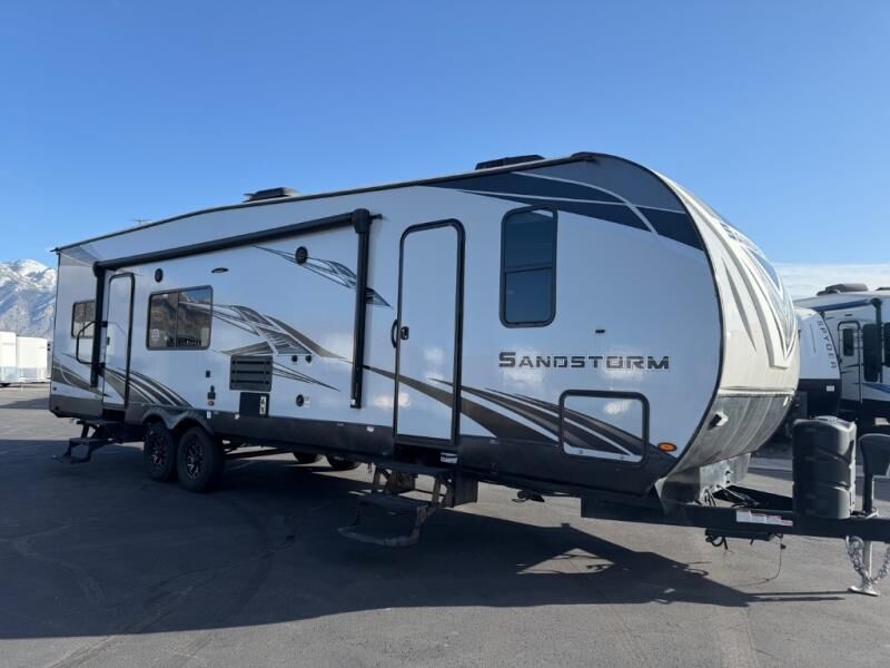 Used 2022 Forest River RV Sandstorm 304GSLR