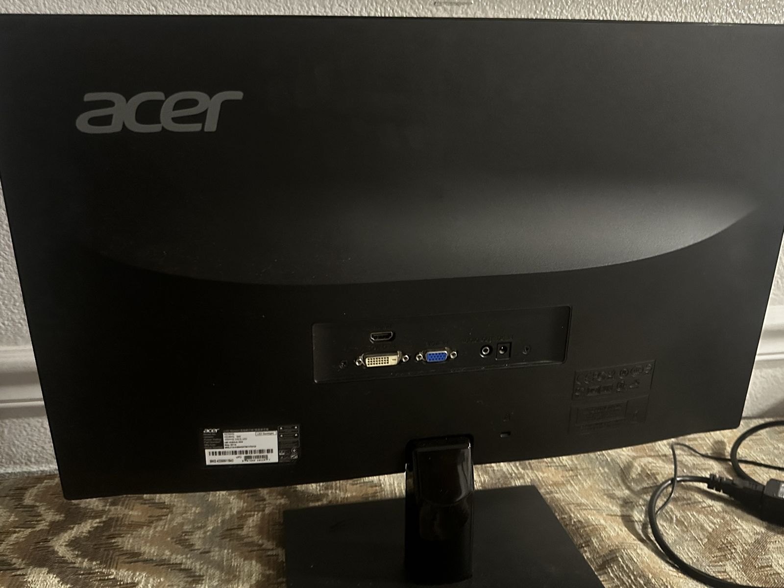 Main image 6