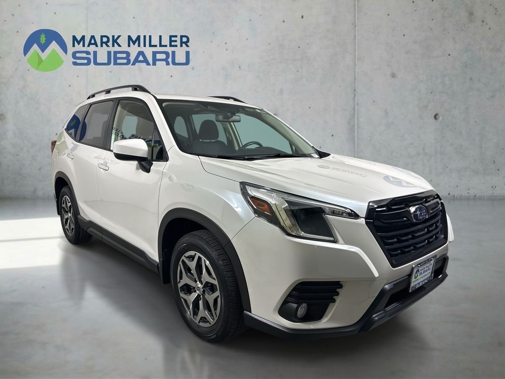 2023 Subaru Forester Premium