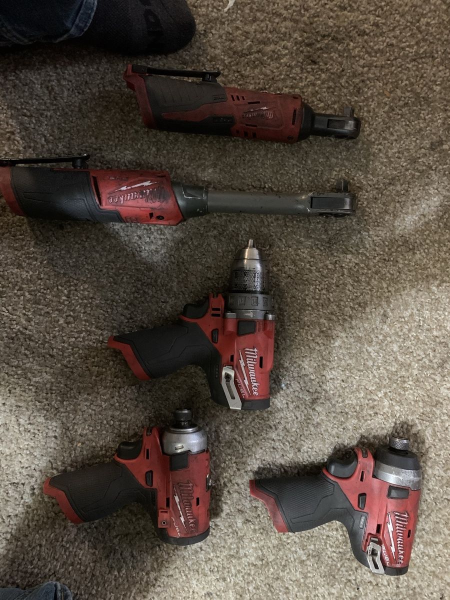 Milwaukee M12 set(PENDING)