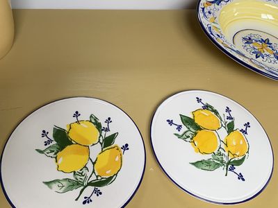 2 Lemon & Lavender Ceramic Trivets