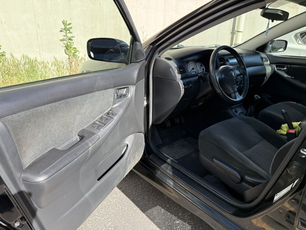 Main image 7