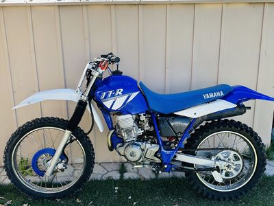 Yamaha TTR 225 Dirtbike