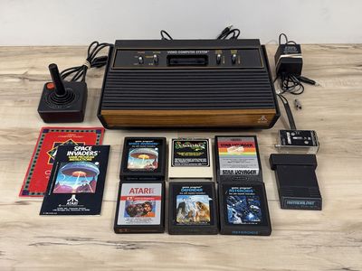 Atari 2600 Woodgrain Bundle - Works