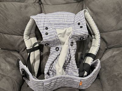 Baby carrier
