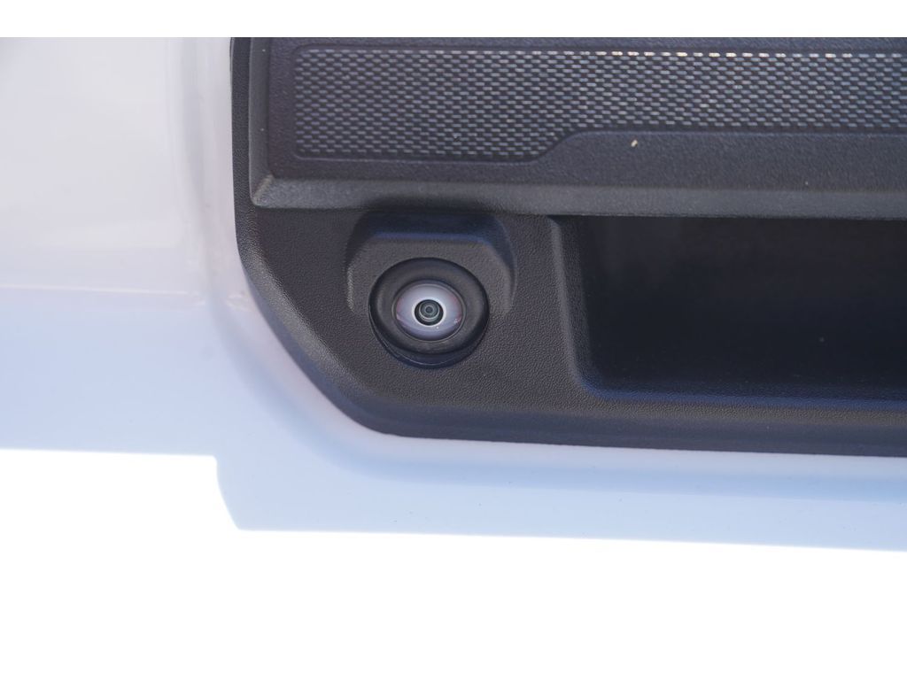 Main image 11