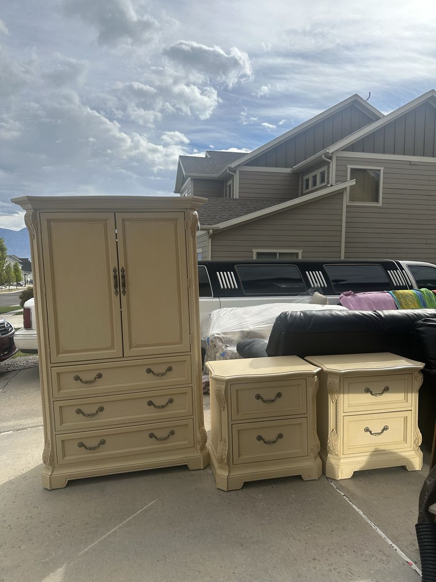 Gorgeous Bedroom Set