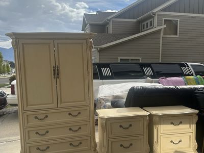 Gorgeous Bedroom Set