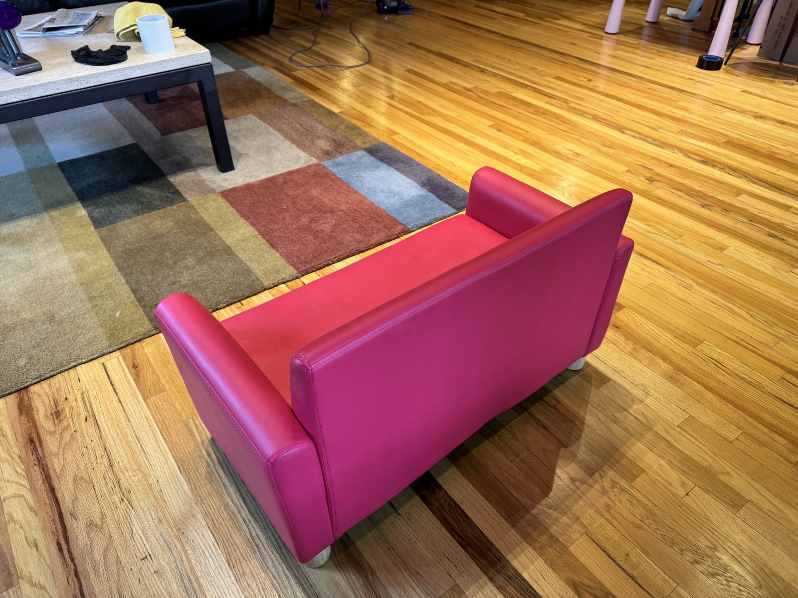 Main image 4