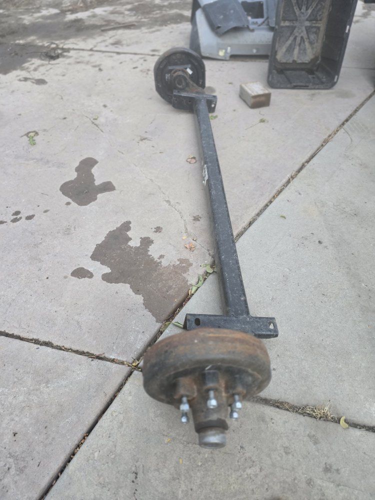 Lippert Components 6-Lug 6,000 lbs capacity Trailer Torsion Axle Assembly with Brake Hubs