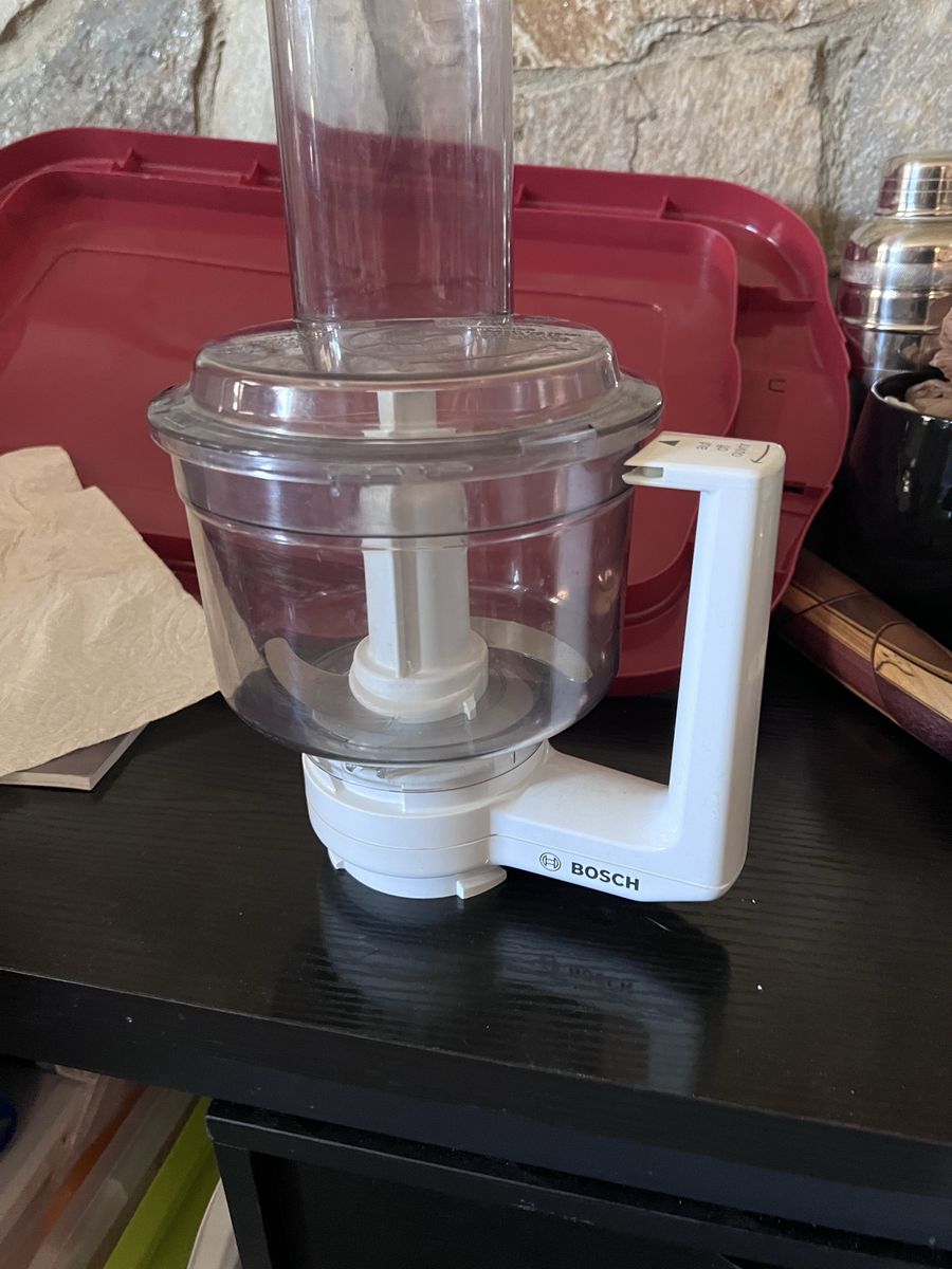 Bosch Food Processor attachment  - White with Clear Bowl & Feeder - Excellent Condition -