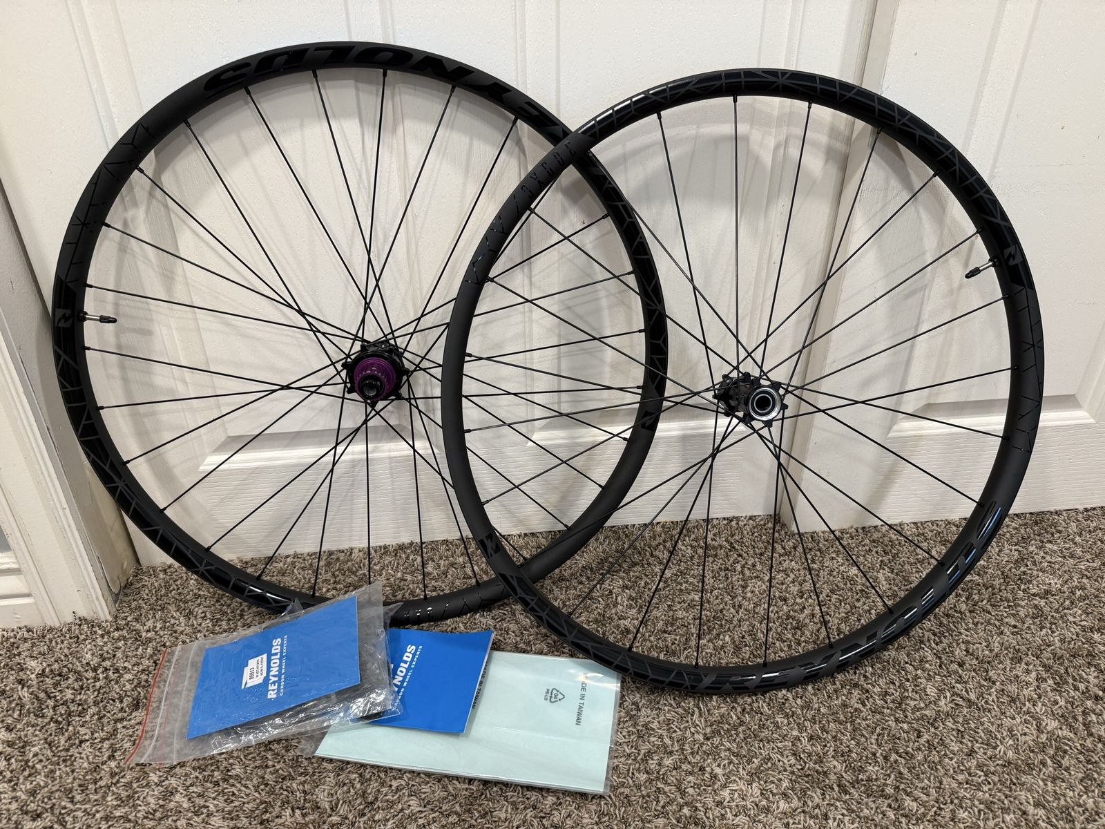 Reynolds 309XC Carbon wheel set Brand New