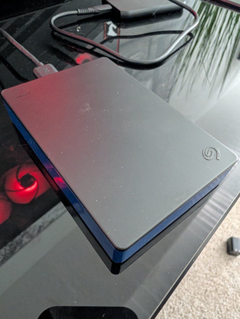Seagate 4TB Portable External Hard Drive (USB 3.0) – Great for PC, Mac, PS4/PS5, Xbox, & Backups