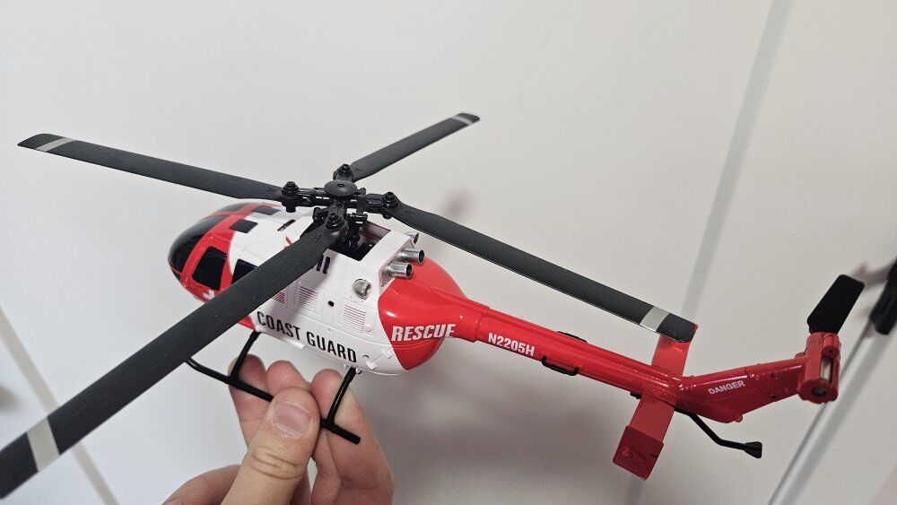remote control helicopter