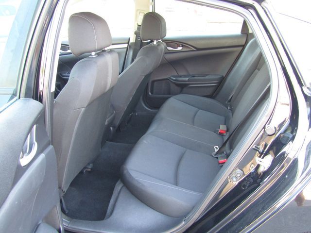 Main image 7