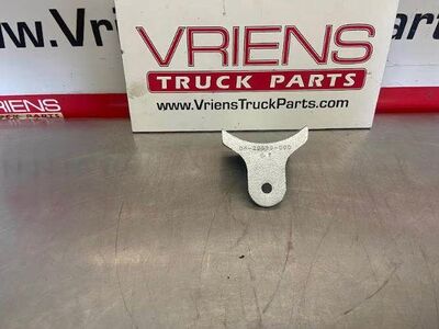 Freightliner Exhaust Pipe Support, Part # 04-20696-000