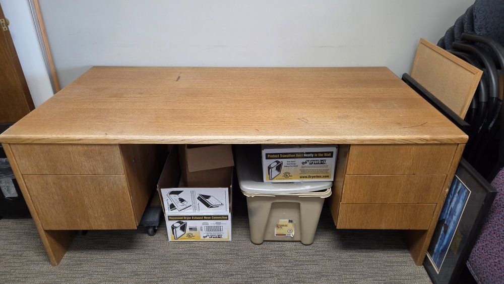 FREE Solid Executive Desk with Credensa