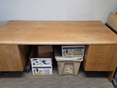 FREE Solid Executive Desk with Credensa