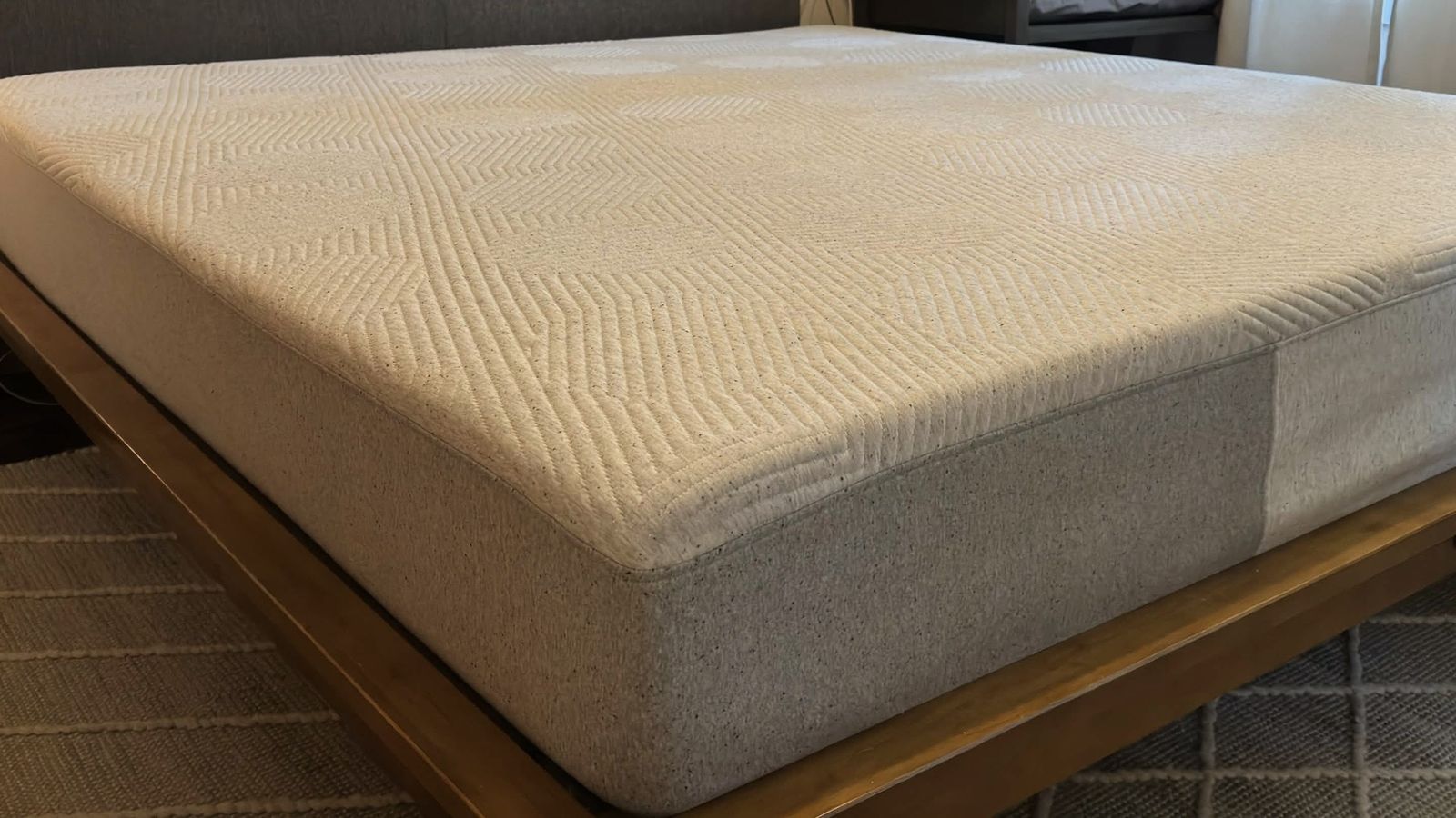 Casper Original Hybrid King Mattress | Clean & Protected Since New