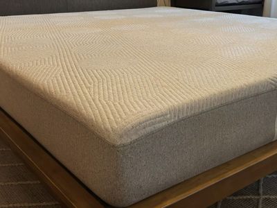 Casper Original Hybrid King Mattress | Clean & Protected Since New
