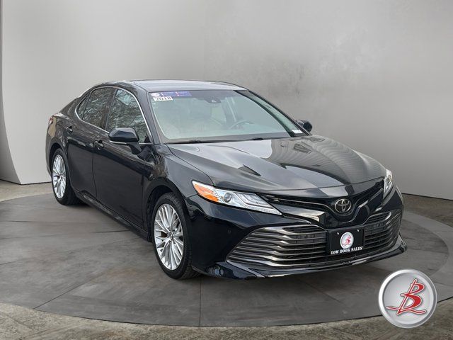 2018 TOYOTA CAMRY XLE