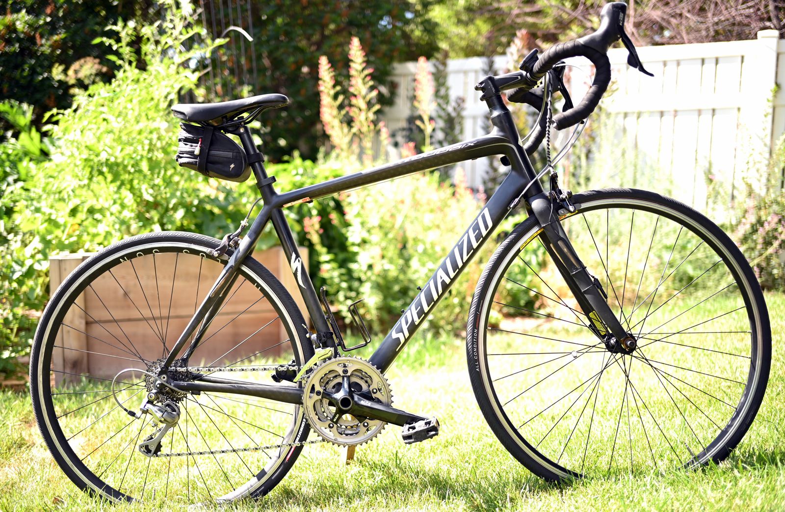 Specialized Roubaix 54cm Road Bike
