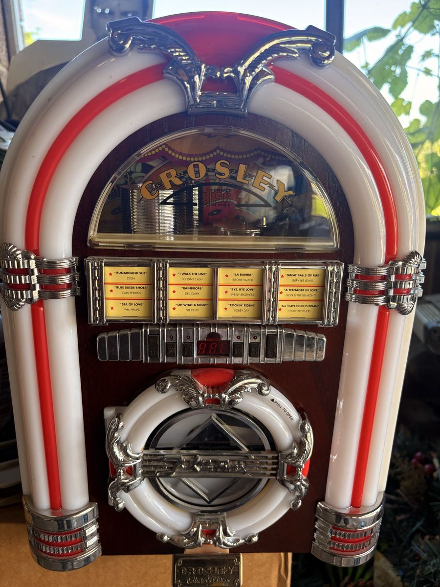 Crosley Collector's Edition CR11 Mini Desktop Jukebox CD Player AM/FM Radio