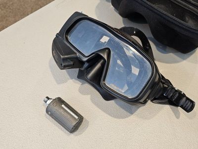 Aeris Compu Mask Dive Computer - Scuba
