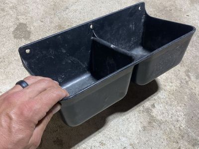 Food/Water Dish