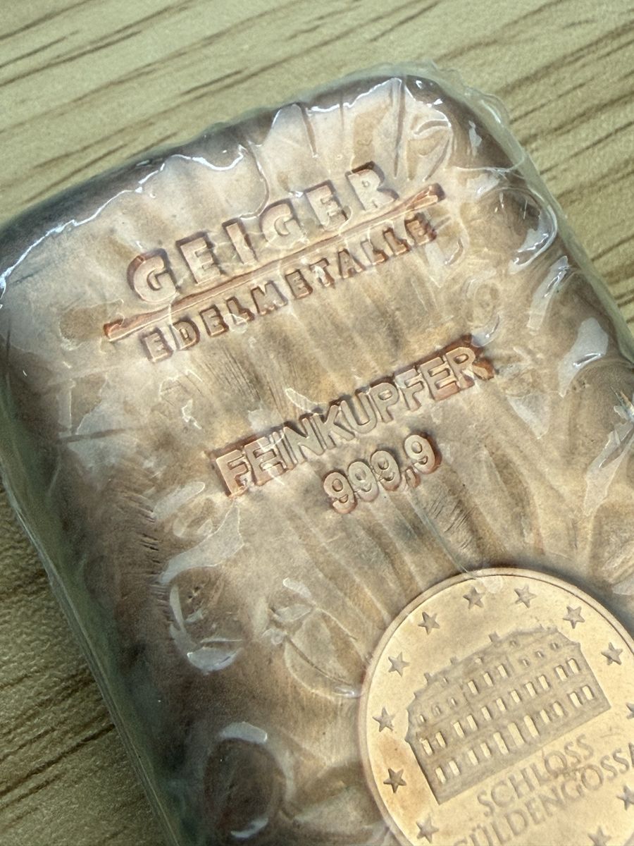 Main image 3