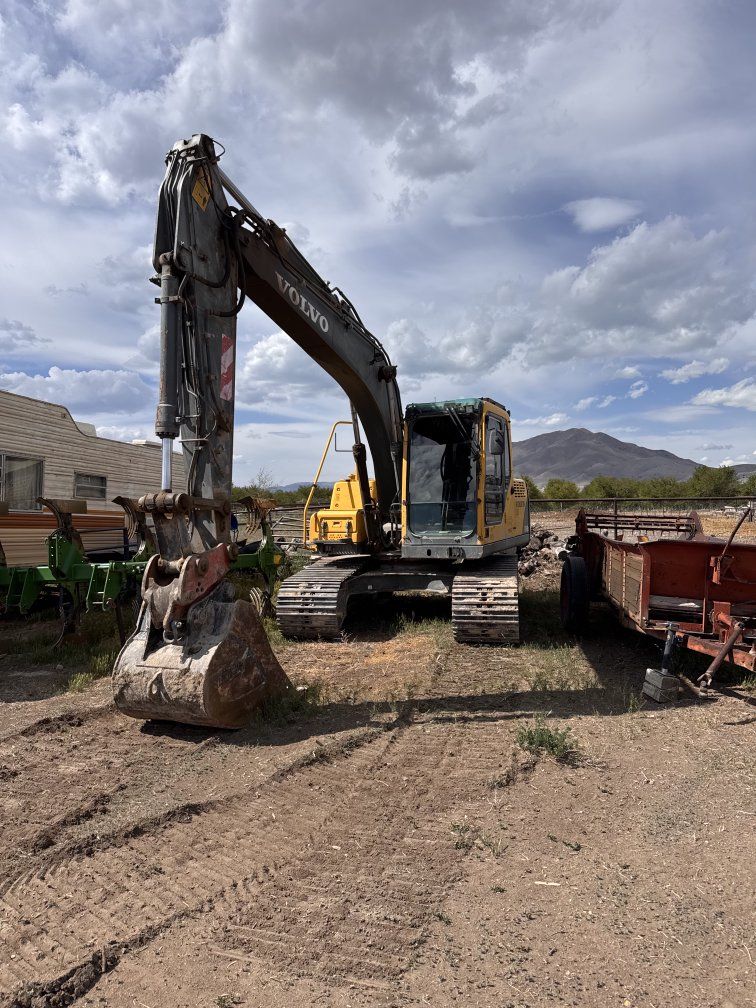 Volvo 140 Excavator