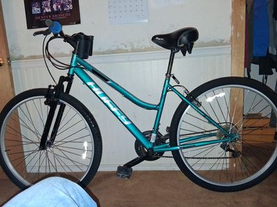 *READ THE DESCRIPTION *Mnt Bike