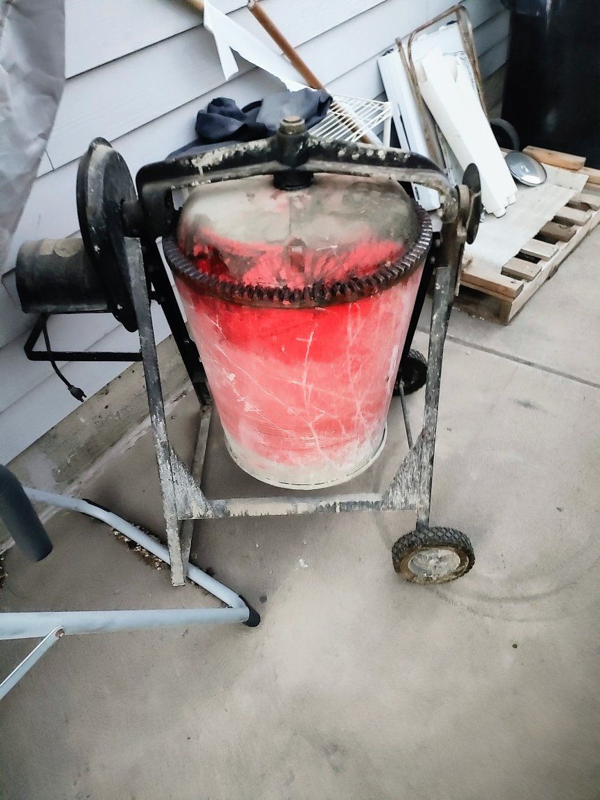 cement mixer