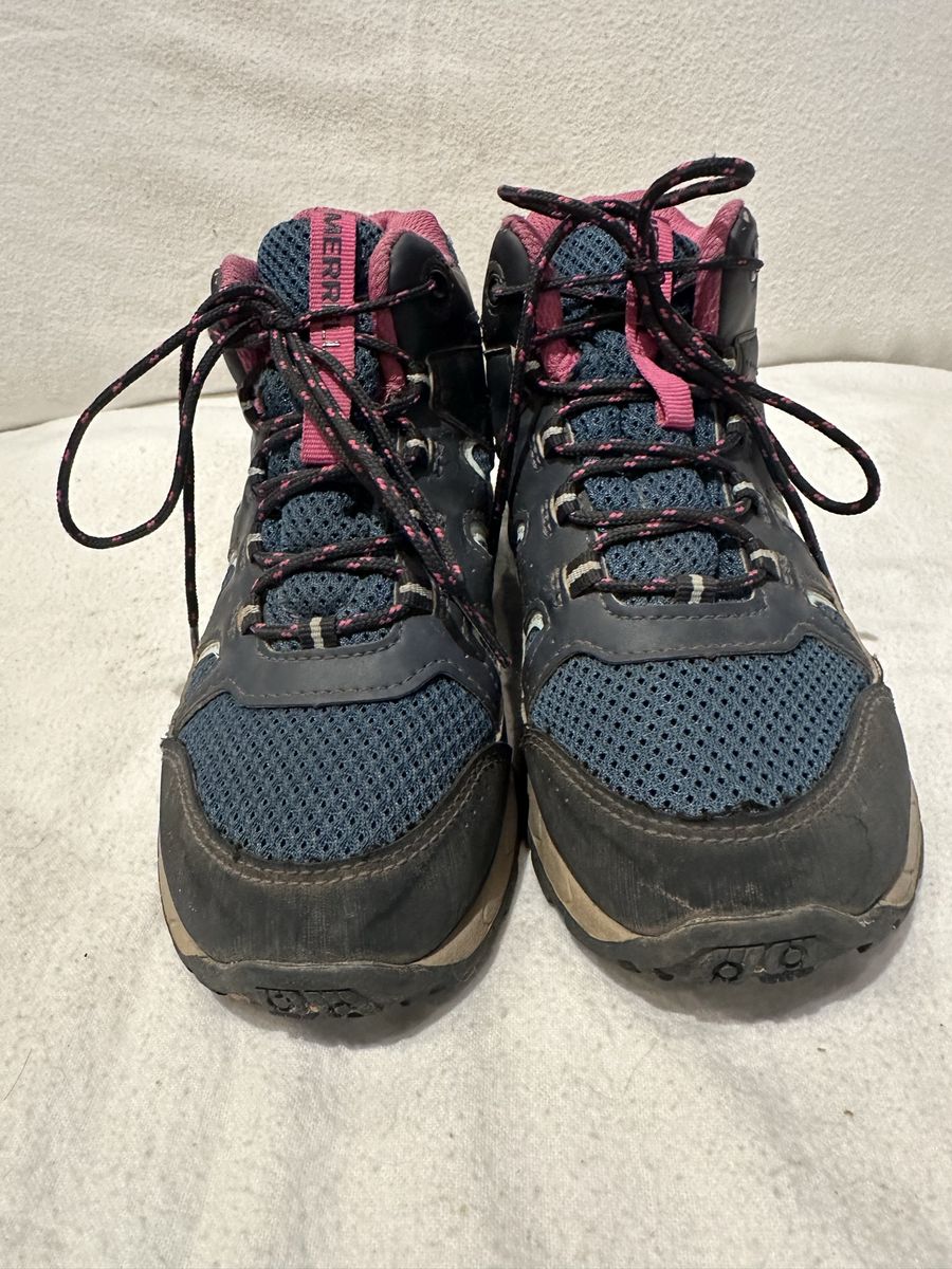 Merrell youth size 1 teal with hot pink trim waterproof, hiking boots