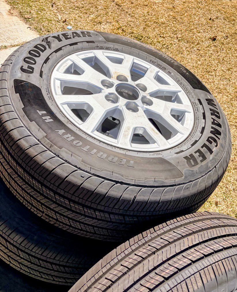 BRAND NEW 245/70R17 wheels & tires